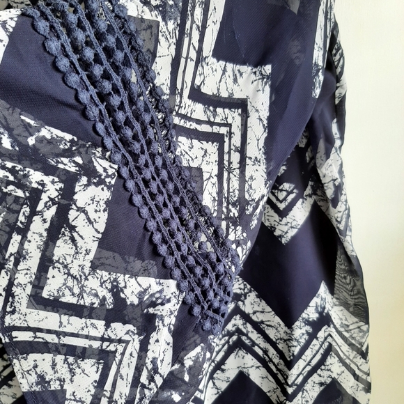 Top - Picture 3 of 3